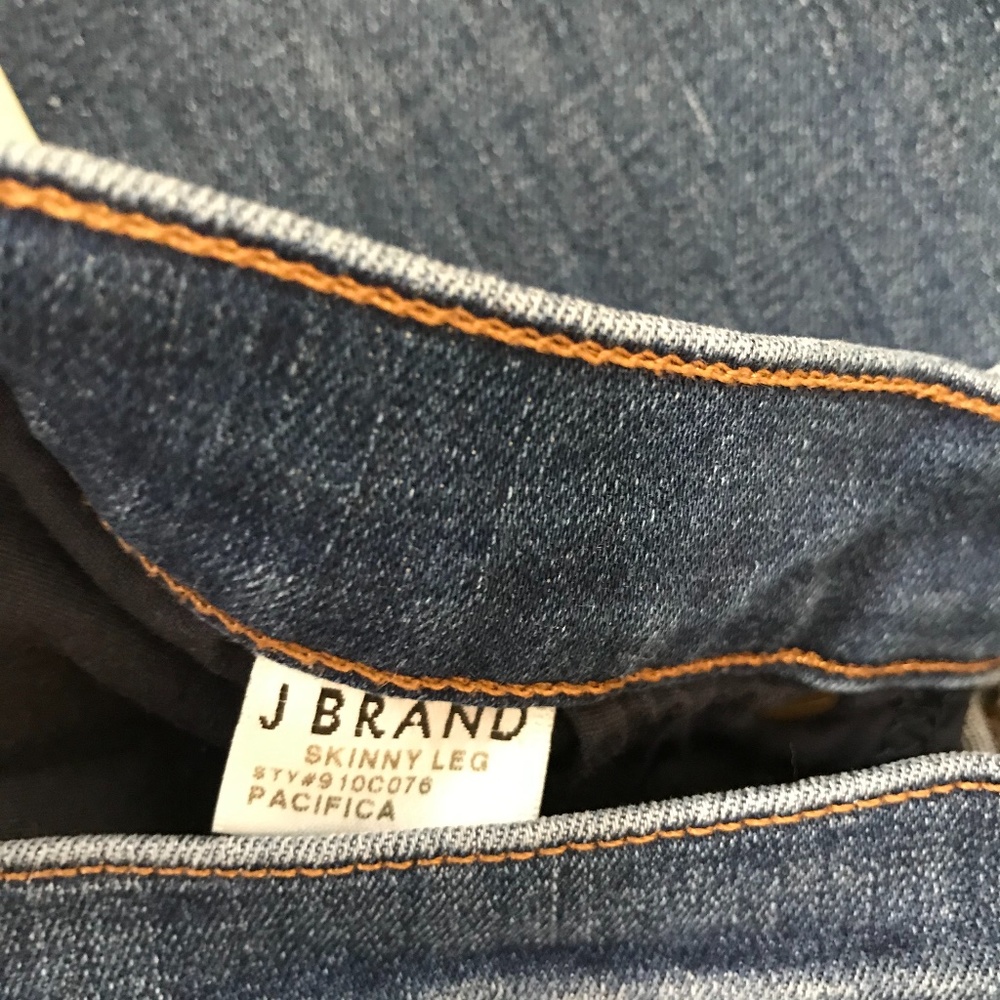 J Brand Skinny Leg Low Rise Jeans - Picture 6 of 6